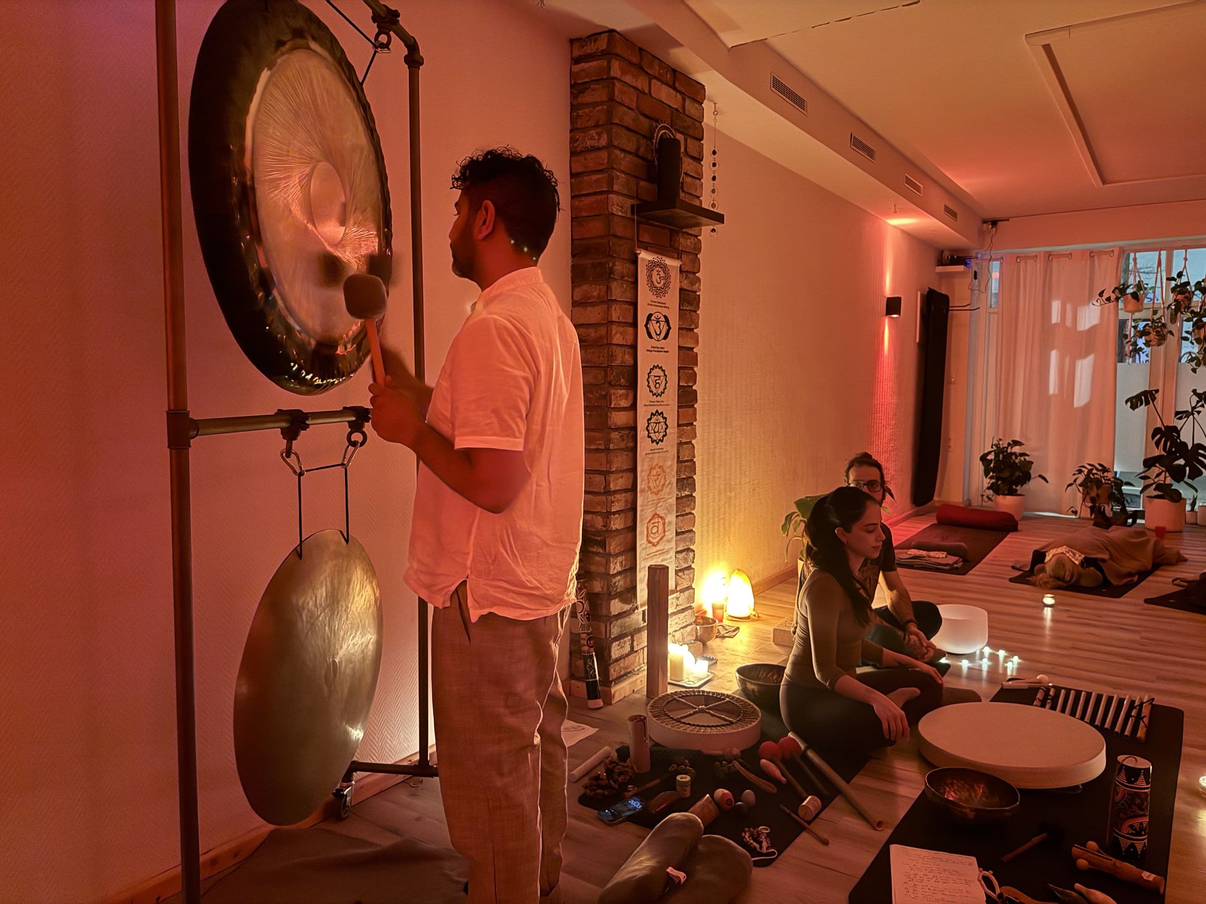 Sound-Healing-Zeremonie mit Klangschalen in Berlin