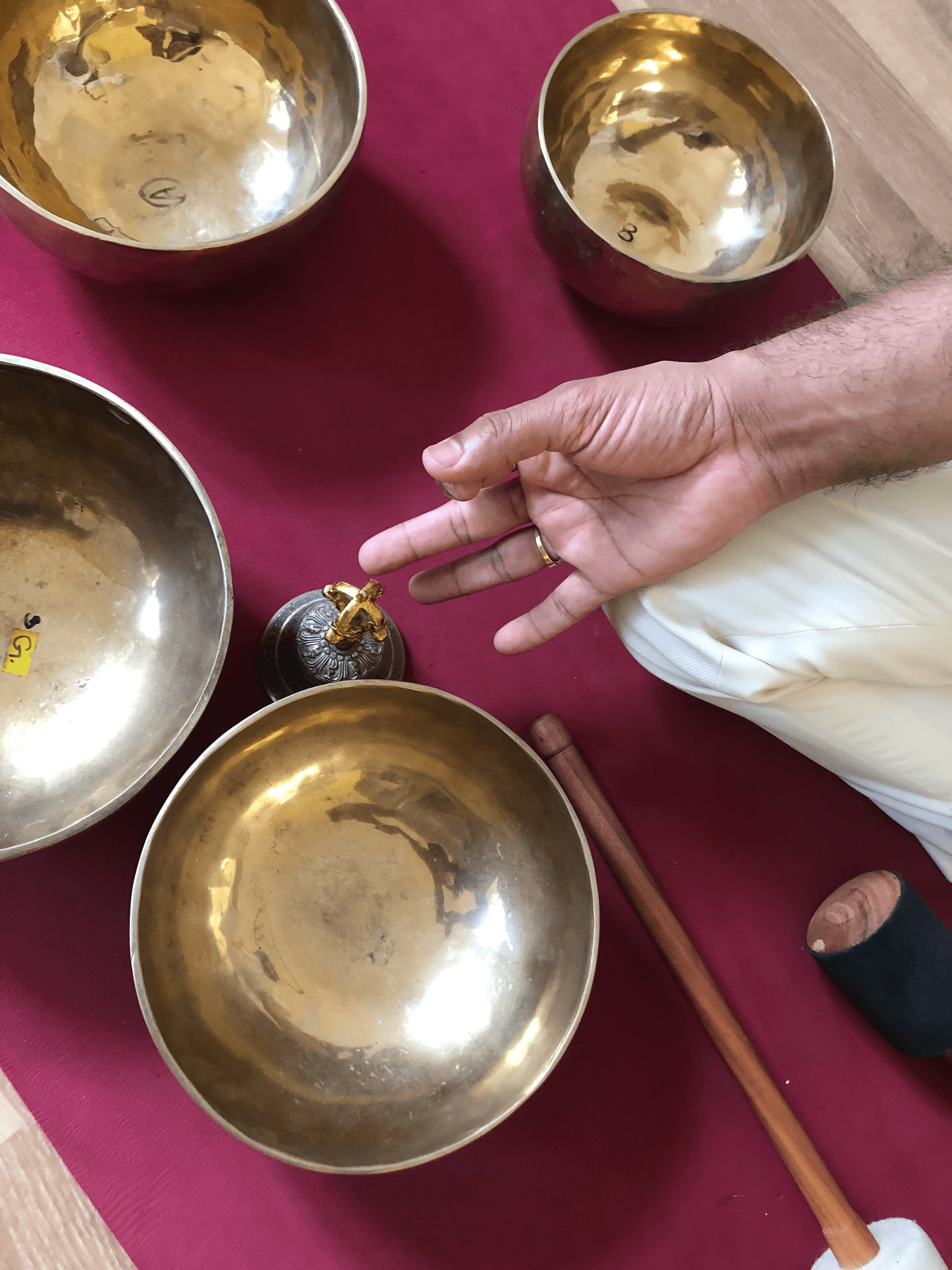 Sound Healing and Quantum Physics: Exploring the Vibrational Universe through Nada Yoga