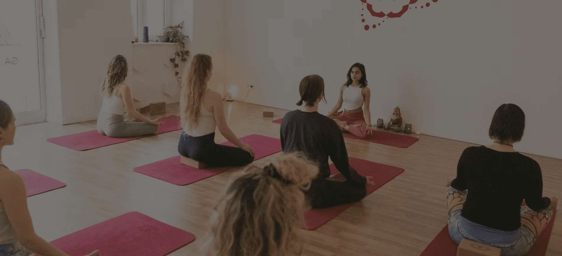 English Yoga in Berlin: Complete Guide for Expats