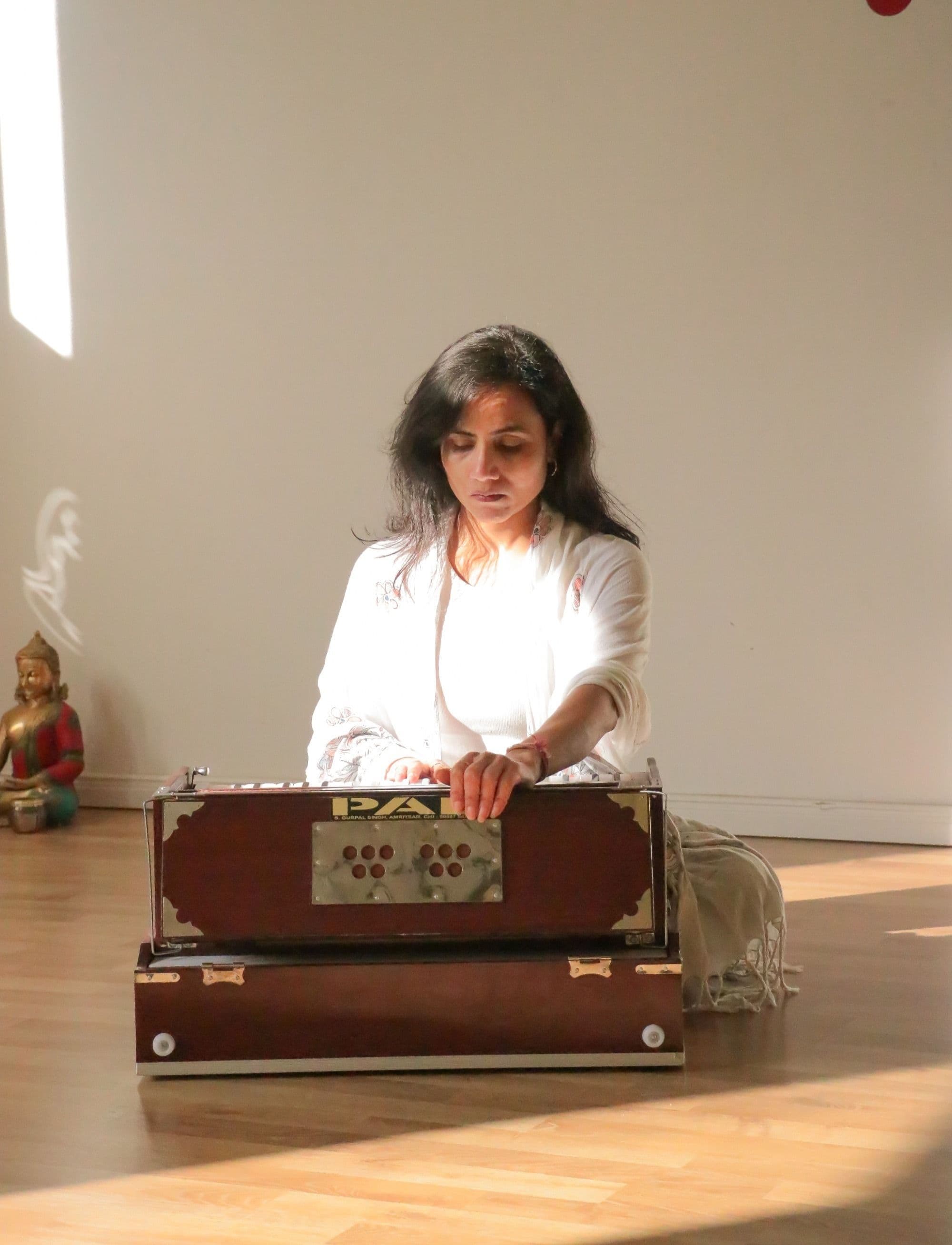 Empowering Wellness: Neha's Journey from India to Berlin with Yogicescape